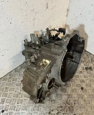 Mazda CX-7 Manual 6 speed gearbox AA001