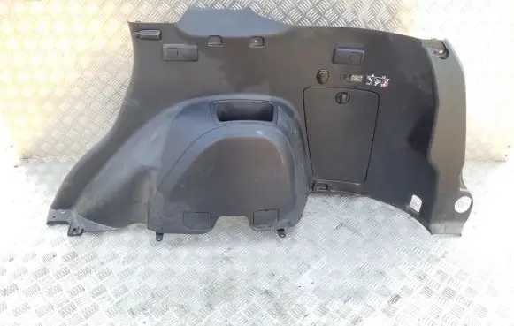 Mitsubishi Outlander Trunk/boot side trim panel