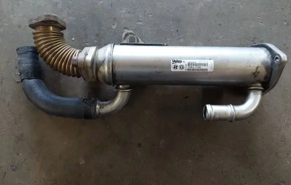 EGR valve cooler