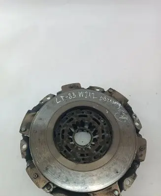 Mercedes-Benz E W212 Pressure plate A0252509601