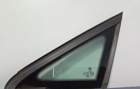 Volkswagen Golf Sportsvan Front door vent window glass four-door 