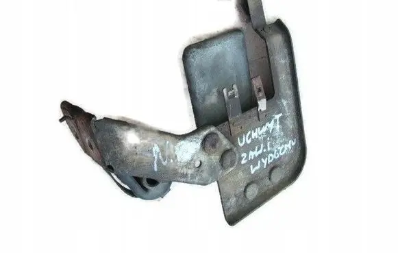 Nissan Pathfinder R51 Muffler mount bracket/holder 
