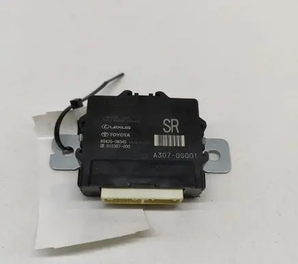 Toyota Sienna XL40 IV Wing mirror control module 615307000 8943008040
