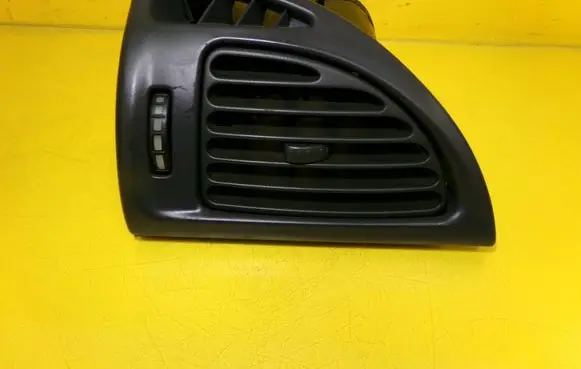 Citroen C5 Dashboard side air vent grill/cover trim 99024110