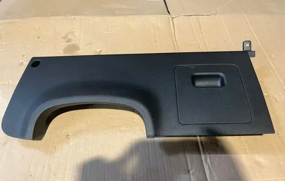 Hyundai Kona I Dashboard lower bottom trim panel 84750J9000