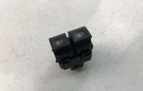 Renault Captur Electric window control switch 254113300R