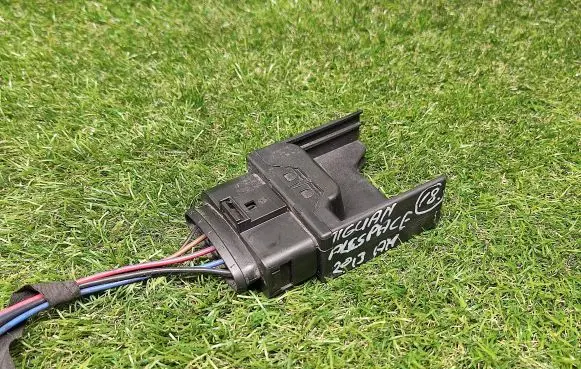 Volkswagen Tiguan Allspace Fuel injection pump control unit/module 3Q0906093