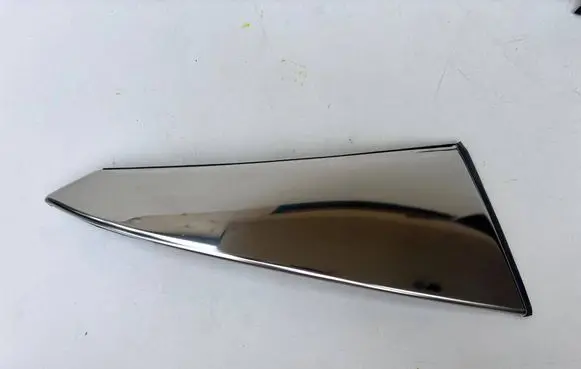 Peugeot 3008 II Tailgate trim 1734192X