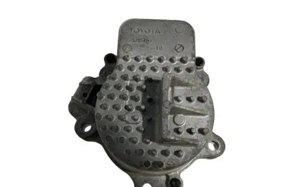 Toyota Auris E180 Water pump