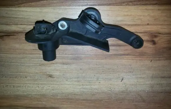 Peugeot 206 Crankshaft position sensor 9639999880