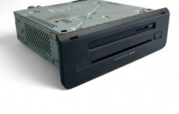 Audi A4 S4 B9 8W CD/DVD changer 8W0035824