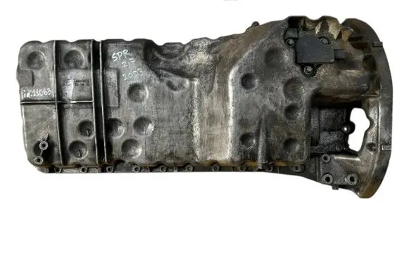 Mercedes-Benz E W211 Oil sump 6470140302 A0041535928