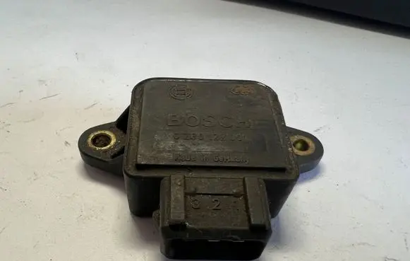 Volvo S40, V40 Throttle valve 0280122001