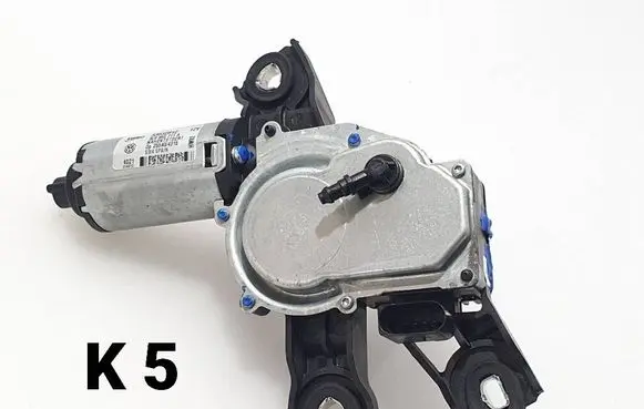 Volkswagen PASSAT B7 Rear window wiper motor 3C9955711A 255404315