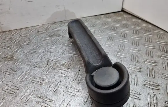 Dodge Nitro Front door exterior handle