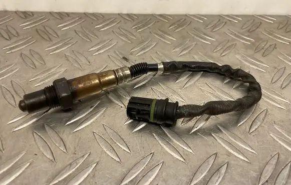 BMW 7 E65 E66 Lambda probe sensor 7539125