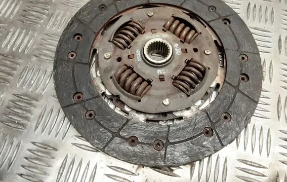 Nissan Primera Clutch pressure plate 30100BN300