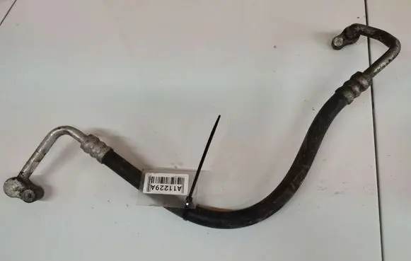 KIA Sorento Air conditioning (A/C) pipe/hose 