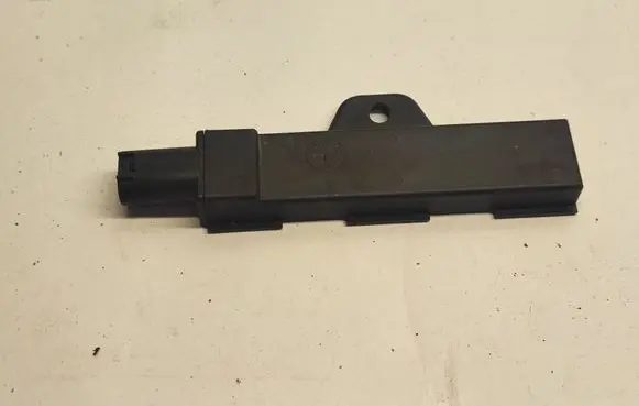Mini Clubman F54 Keyless system antenna 9220831 922083102