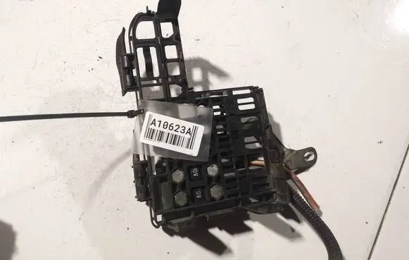 Opel Corsa D Battery bracket 