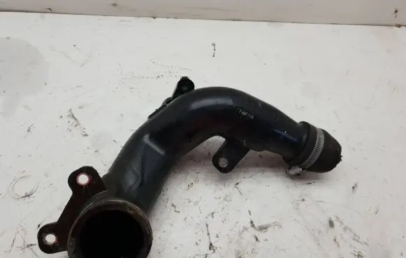 Isuzu D-Max Intercooler hose/pipe 898332285 2MAR2019