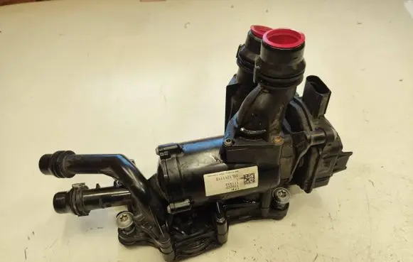 Volkswagen PASSAT B8 Thermostat/thermostat housing 05L907593A 0727312022 6NN01277201