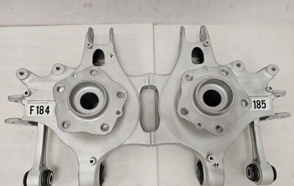 Ferrari 458 Rear wheel hub 338117