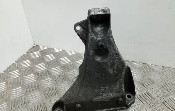 Audi A4 S4 B5 8D Engine mounting bracket 8D0199308AB