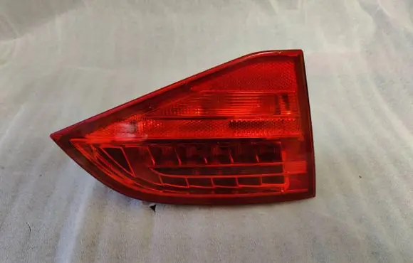 Audi A4 S4 B8 8K Tailgate rear/tail lights 8K9945093B 131209