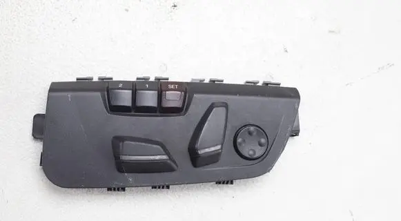 BMW X4 F26 Seat control switch 9359831
