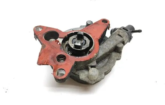 Renault Trafic III (X82) Vacuum pump