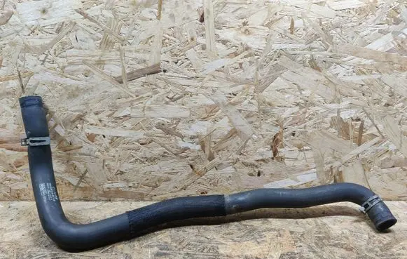 Ford Maverick Engine coolant pipe/hose 5L848B274BF