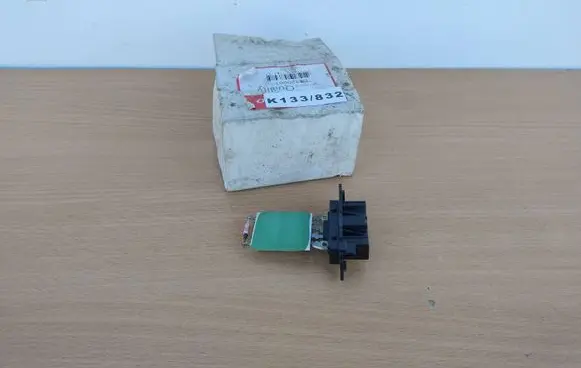 Fiat Grande Punto Heater blower motor/fan resistor DRS20007