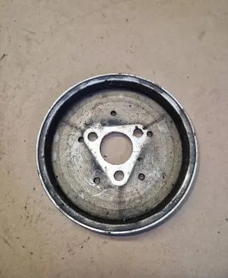 Audi A6 Allroad C5 Power steering pump pulley 059145255