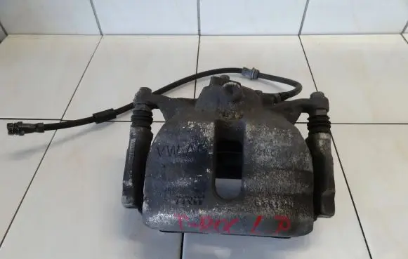 Volkswagen T-Roc Front brake caliper