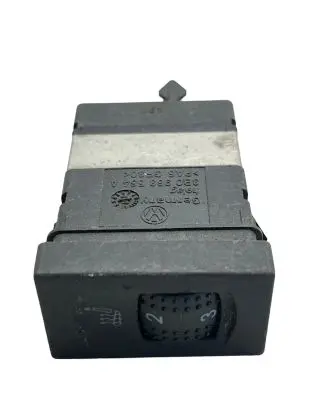 Volkswagen PASSAT B5 Seat heating switch 3B0963564A