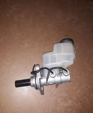 Toyota RAV 4 (XA40) Master brake cylinder 5A1915