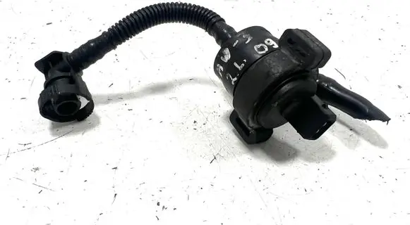 BMW 3 E90 E91 Vacuum valve 7551262