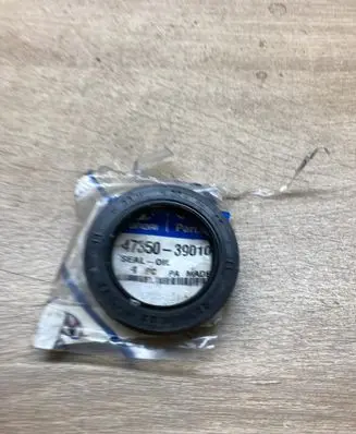 Hyundai Santa Fe Other gearbox part 473039010 OILSEAL
