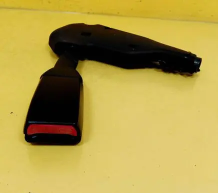 BMW 5 E39 Front seatbelt buckle 72118257796