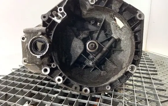 Fiat Grande Punto Manual 5 speed gearbox 55196336