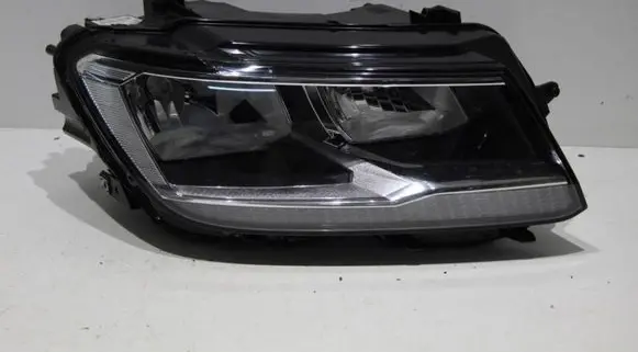 Volkswagen Tiguan Headlight/headlamp 5NB941006B 030110120200