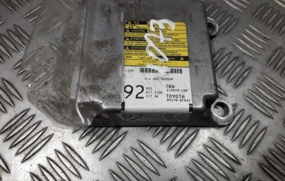 Toyota Corolla Verso AR10 Airbag control unit/module 213819108 213819-108
