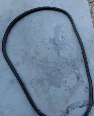 Volkswagen ID.7 Rear door rubber seal (on body) 