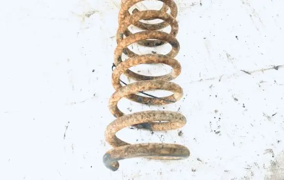 Audi A6 S6 C4 4A Rear coil spring