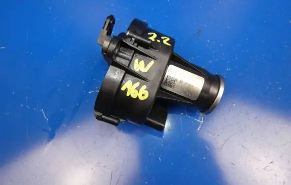 Mercedes-Benz ML AMG W166 Intake manifold valve actuator/motor A6511500094 0280751009