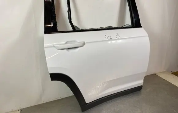 Jeep Grand Cherokee WL Rear door 