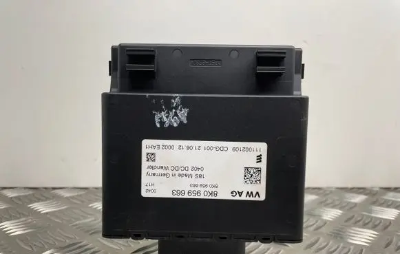 Audi A4 S4 B8 8K Voltage converter inverter 8K0959663