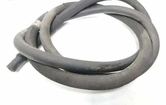 Mercedes-Benz E W212 Engine coolant pipe/hose A2048300996 6254 114856
