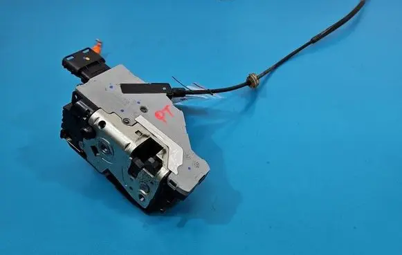 Citroen C4 Grand Picasso Rear door lock 24103158 IMPRK1583346